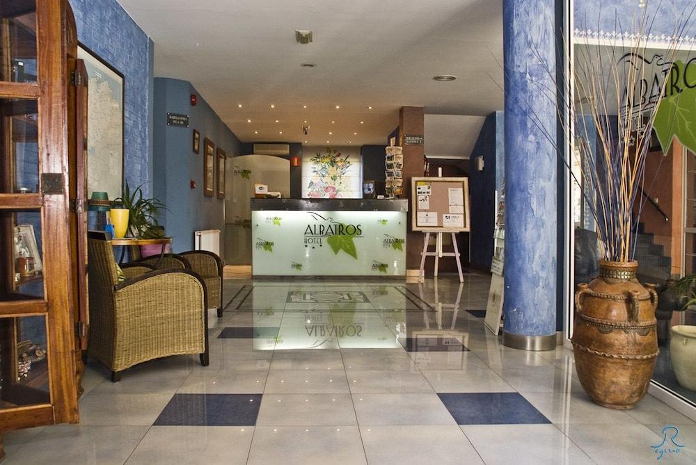 Arha Villa De Suances - Antiguo Albatros Bagian luar foto